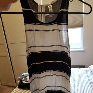 Black and white stripe tank